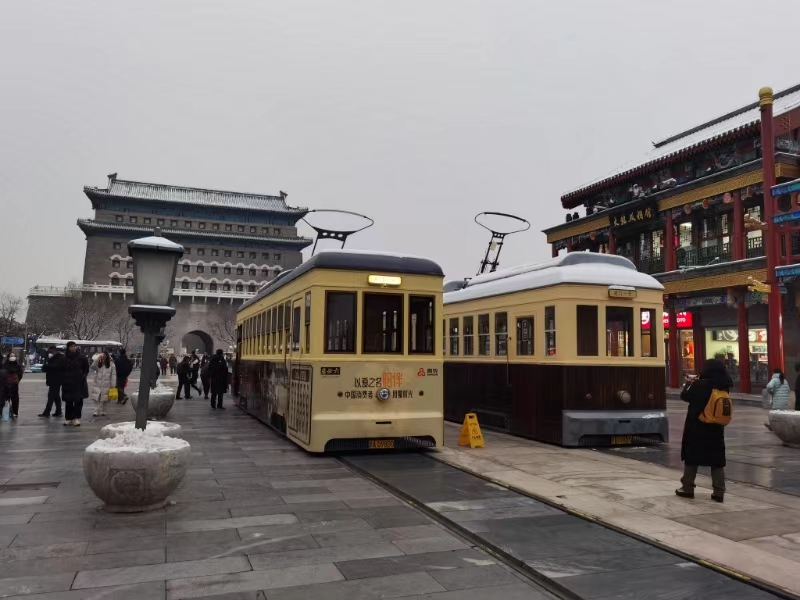 北京锂电池供电的仿古有轨电车